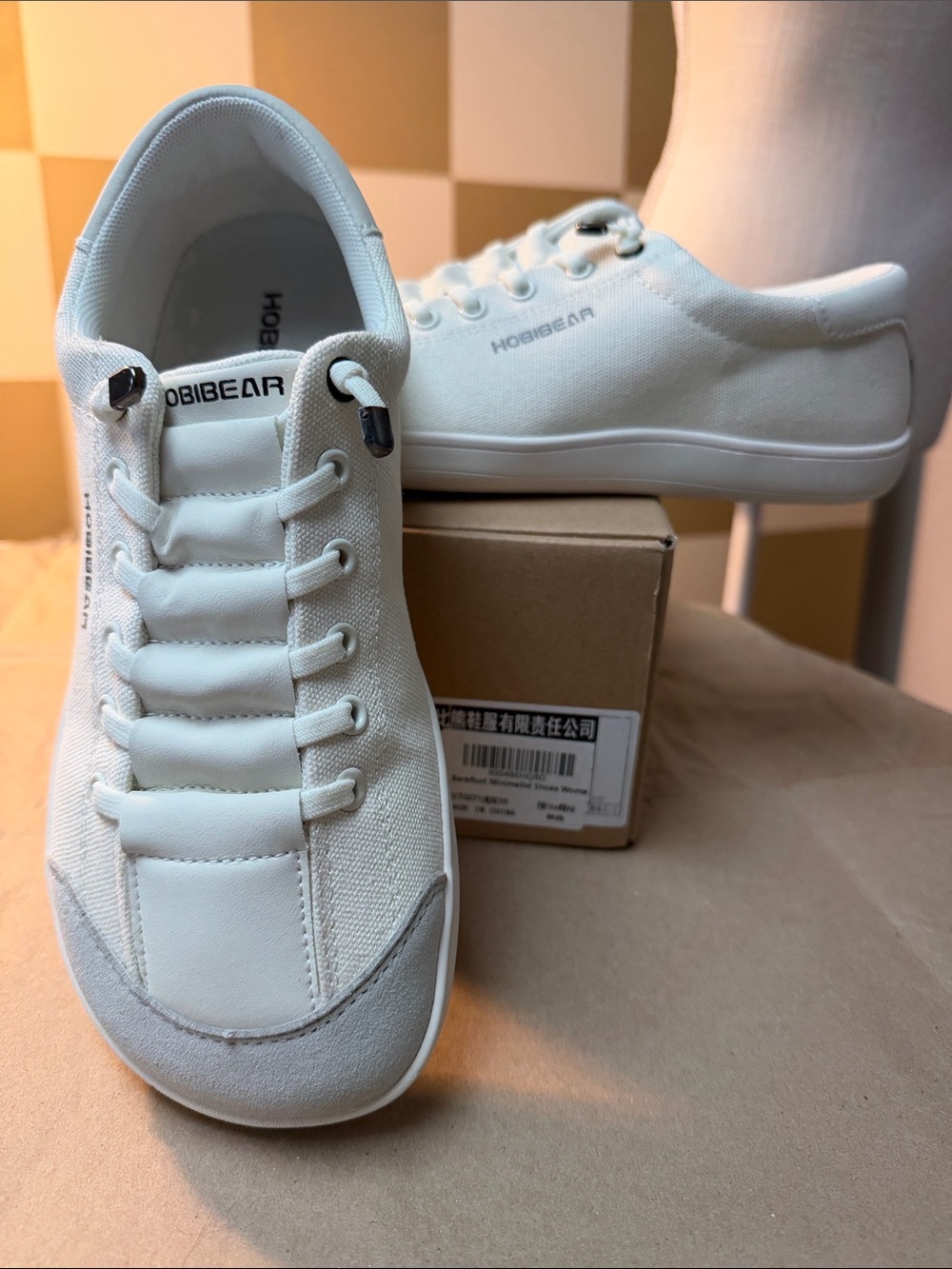 Hobibear Women's White Canvas Low-Top Sneakers